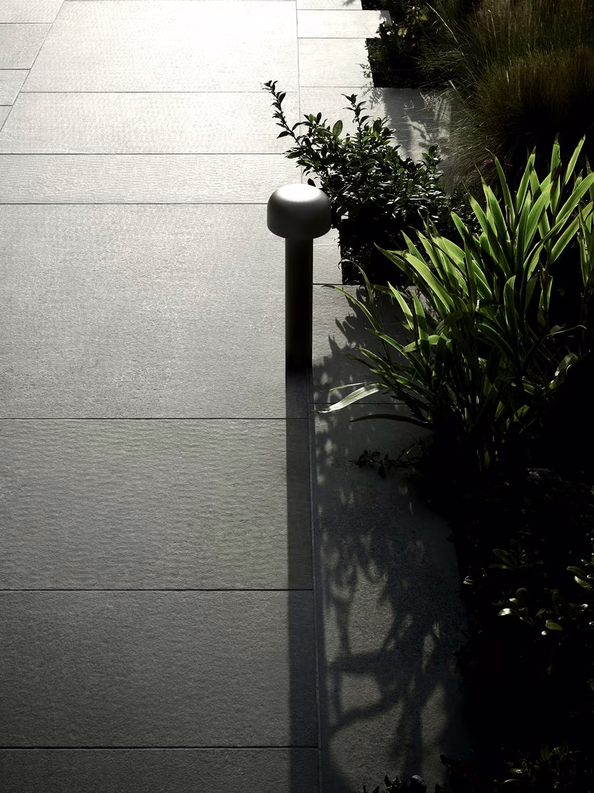 Bellhop Bollard view 5