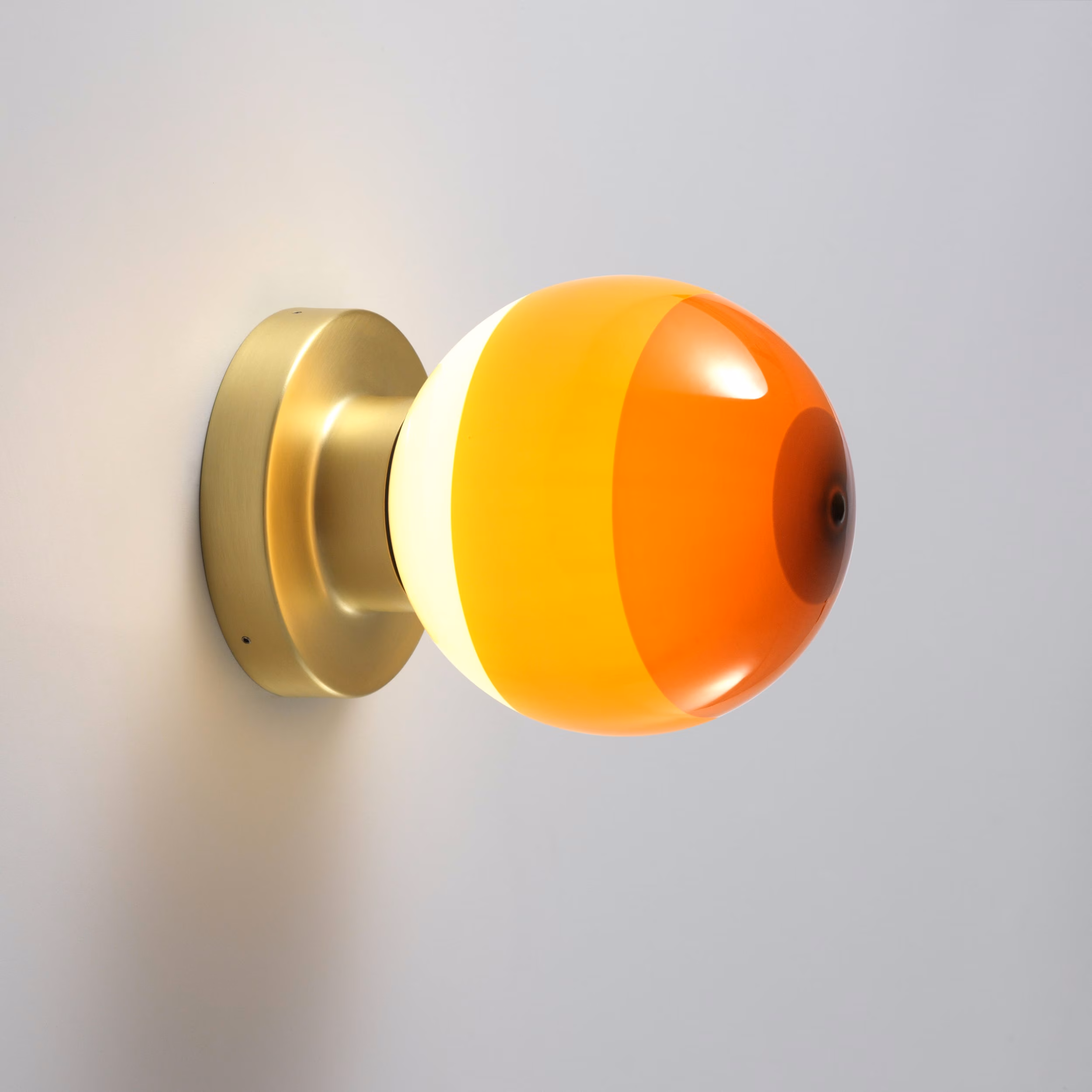 Dipping Light Wall (Horizontal) view 5